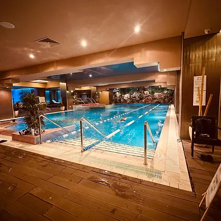Charming Luxury Rgr Apartment-2